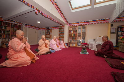 Nuns of Tisarana Vihara, August 2017